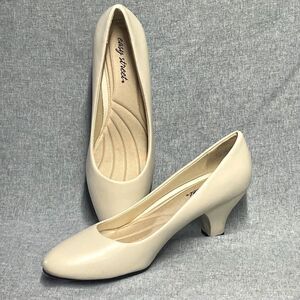 Easy Street Beige Mid Heel Pumps Women’s Size 11N Comfort Dress Shoes NWOT